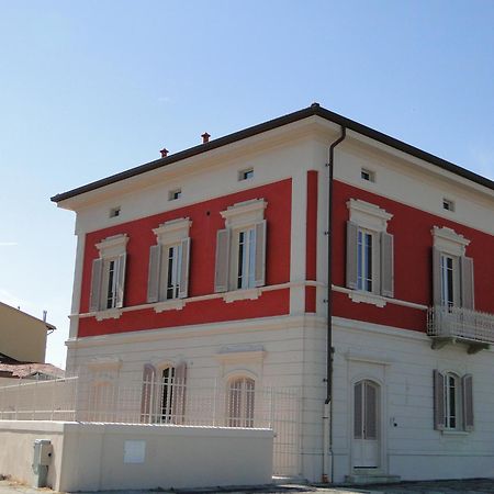 Hotel Villino Ermione Marina Di Pisa Exterior foto