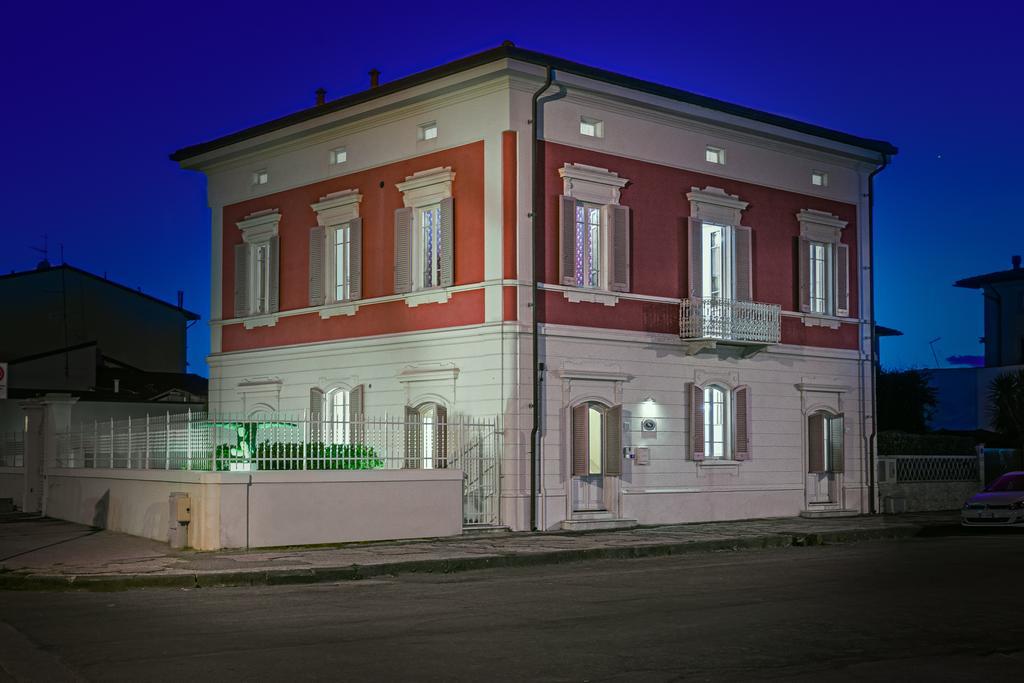 Hotel Villino Ermione Marina Di Pisa Exterior foto